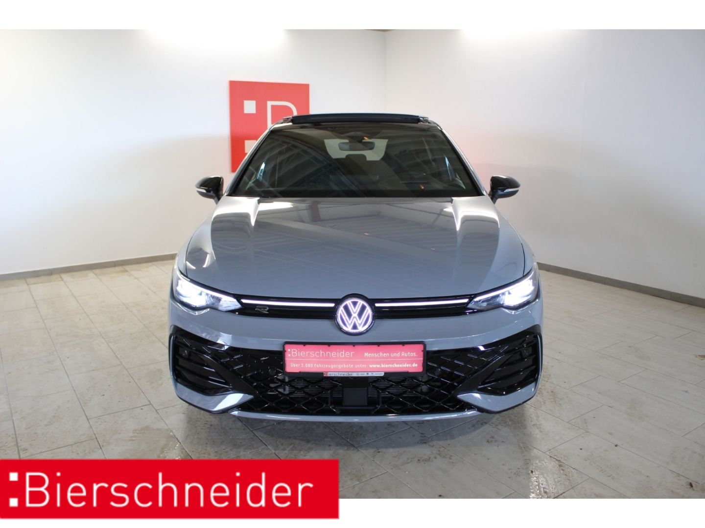 Volkswagen Golf 8 1.5 eTSI DSG PA 2x R-Line Black Style 18  imagem 2