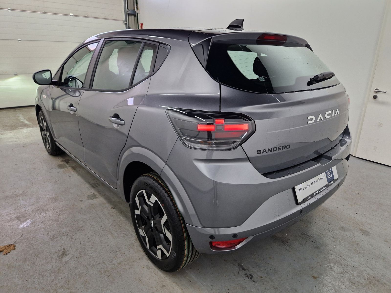 DACIA Sandero Eco-G 120 Expression Winter Benzin&Gas – Bild 2
