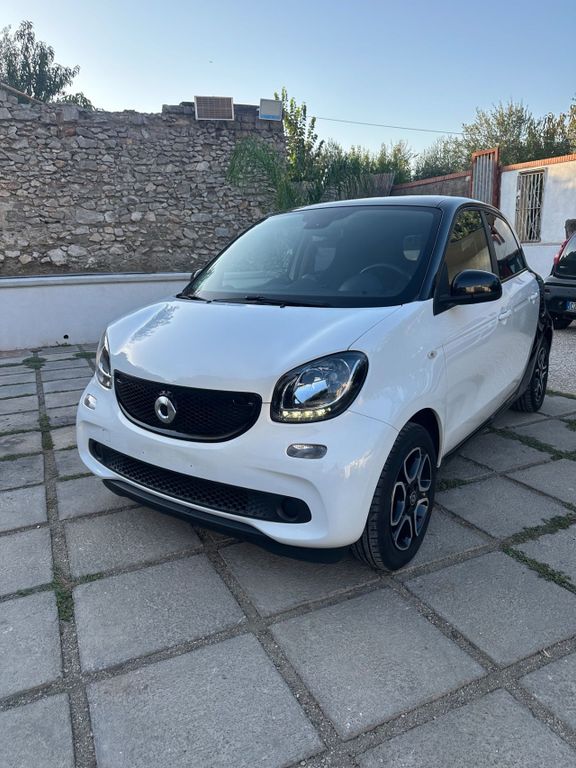 Image of Smart ForFour
