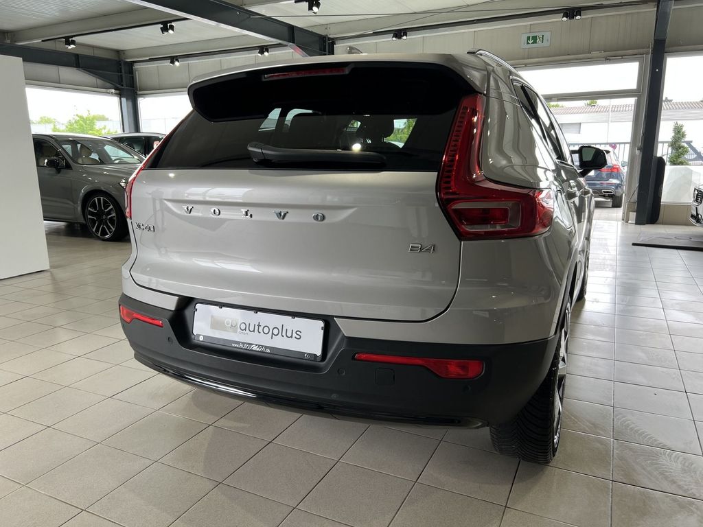 Volvo XC40 B4 Plus Dark ACC BLIS Kamera 19Zoll LED H/K