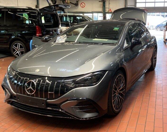 Mercedes-Benz EQE 53 AMG 4Matic+ RHD RECHTSLENKER