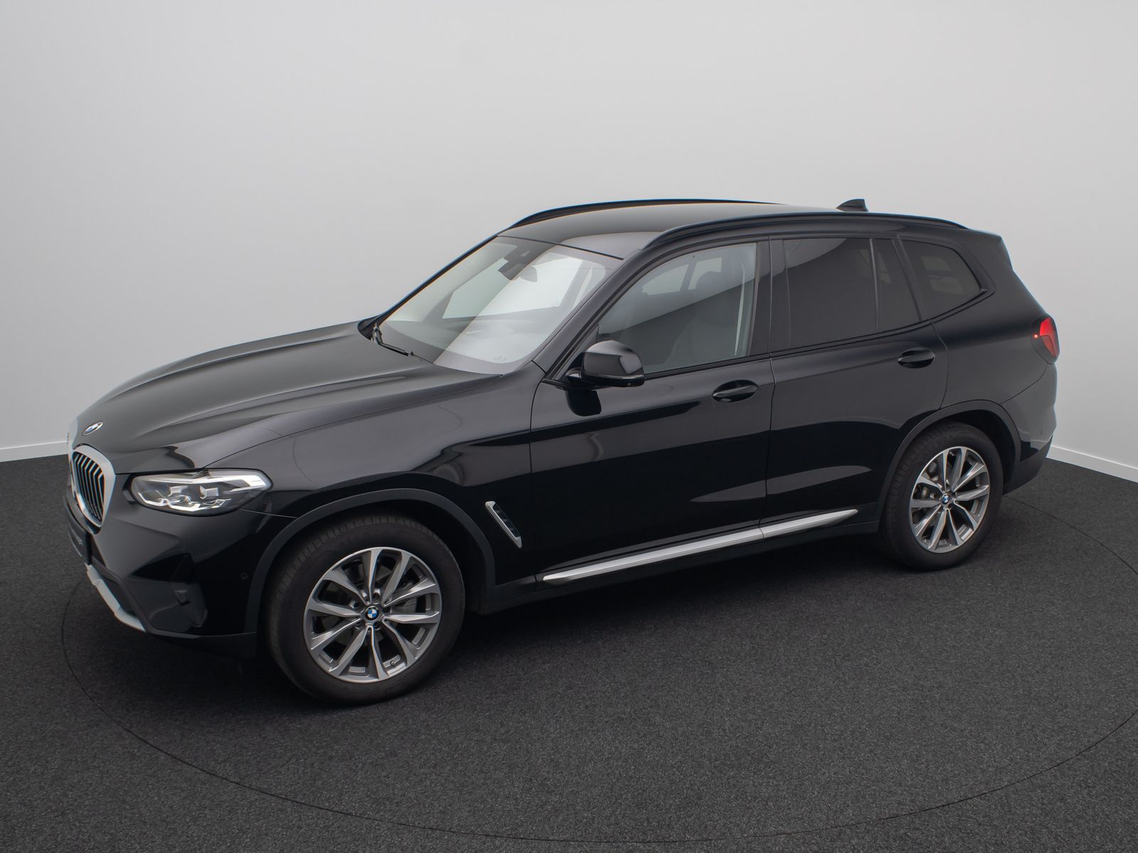 Fahrzeugabbildung BMW X3 xD20i 360°M Sport Leder DAB Sportsitz 19Zoll