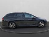 Volkswagen Golf VIII Variant 2.0 TSI 4MOTION DSG R-Line - Volkswagen Golf: Variant Dsg