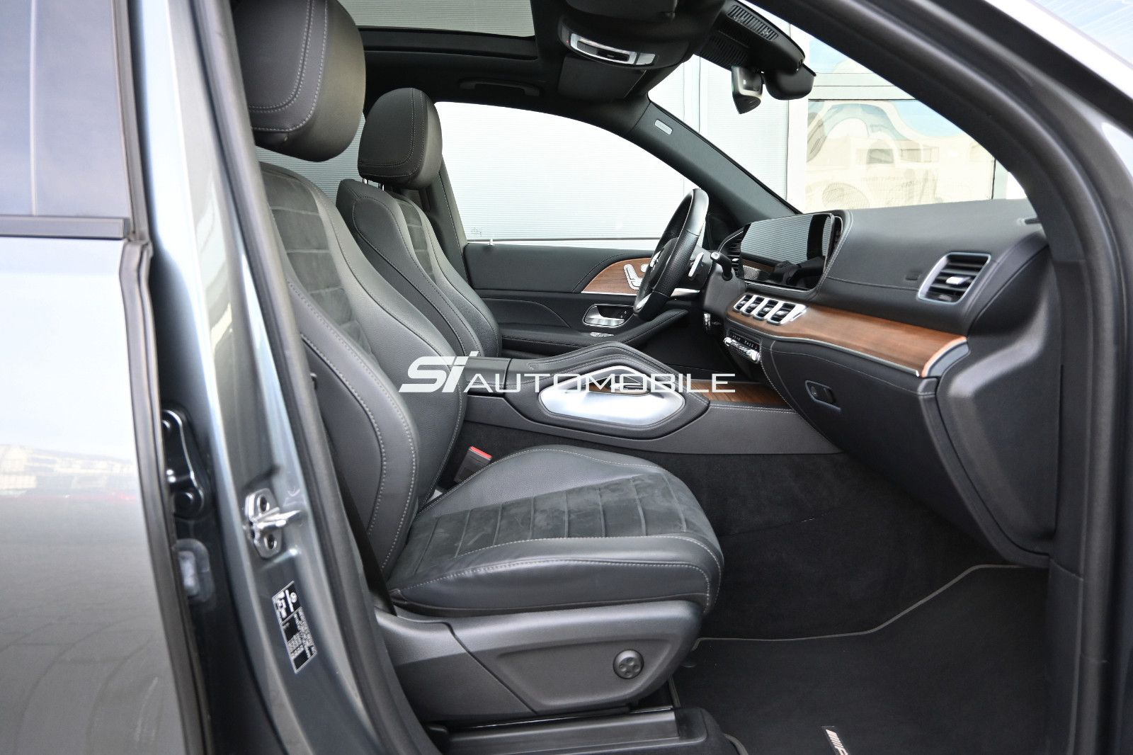 Fahrzeugabbildung Mercedes-Benz GLE 350 de 4Matic AMG °UVP 98.961€°ACC°AHK°PANO°