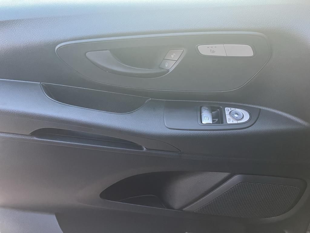 Fahrzeugabbildung Mercedes-Benz Vito 116 CDI Mixto Lang Fernlichtass.*KeyLess