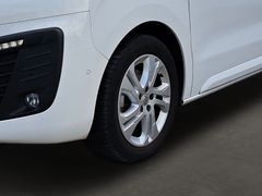 Fahrzeugabbildung Opel Zafira Life Edition M/8- Sitze/AHK/Standheizung