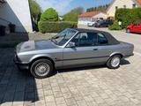 BMW E30 320i Cabrio H-Kennzeichen - BMW 320 aus 1987