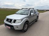 Nissan Navara Pickup  3.0 dCi V6 Double Cab LE 4x4 *VOL - Nissan Navara mit Diesel-Antrieb: V6