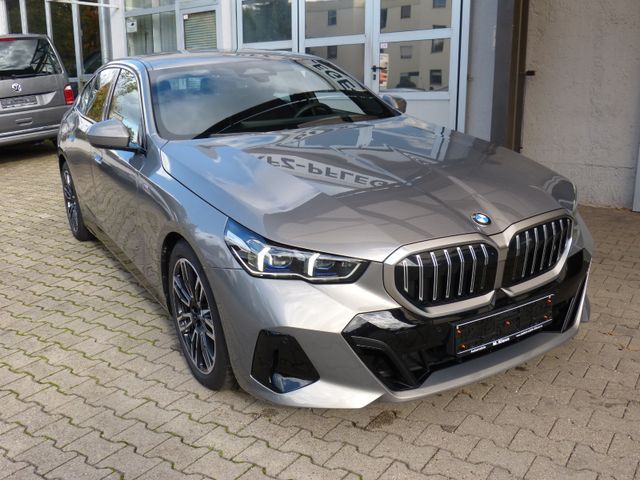 BMW 520 d M Sport KEYLESS ACC DAB KAMERA NAVI SHZ