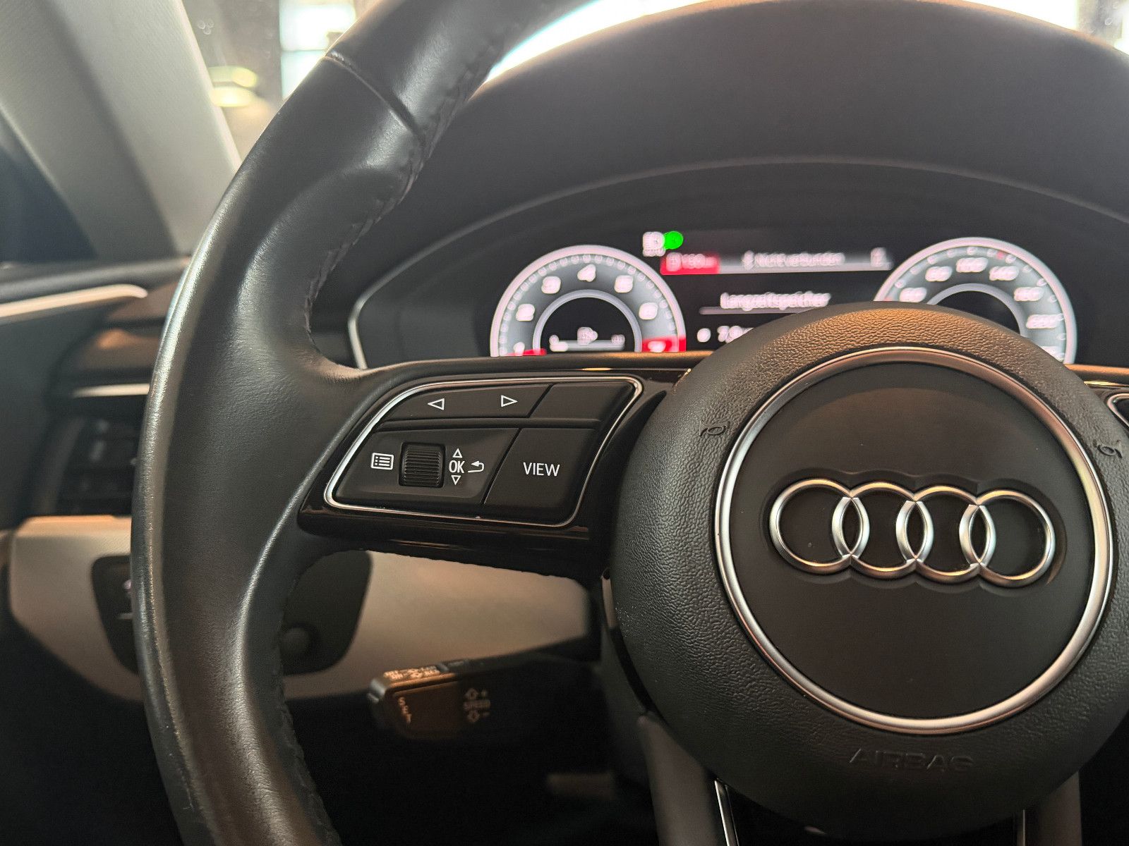 Fahrzeugabbildung Audi A5 Sportback 45 TFSI quattro /VIRTUAL/KAMERA/SHZ