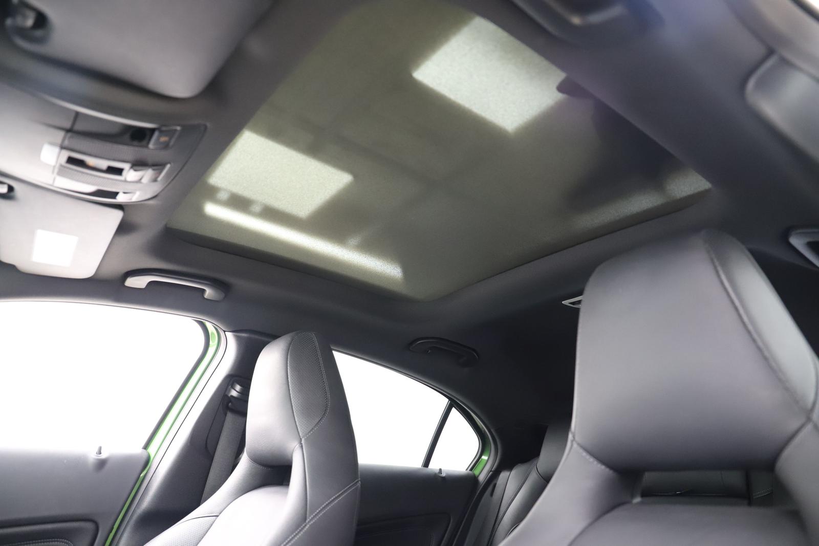 Mercedes-Benz A 45 AMG 381PS 4Matic Carplay Memory Pano PAGA