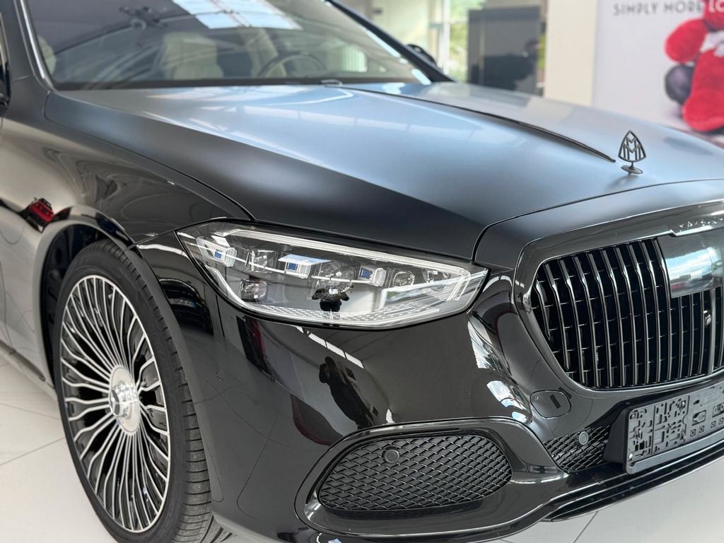 Image of Mercedes-Benz S 580