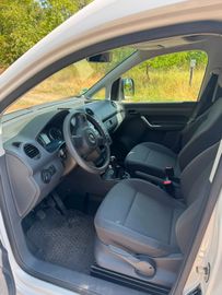 Volkswagen Caddy - 10