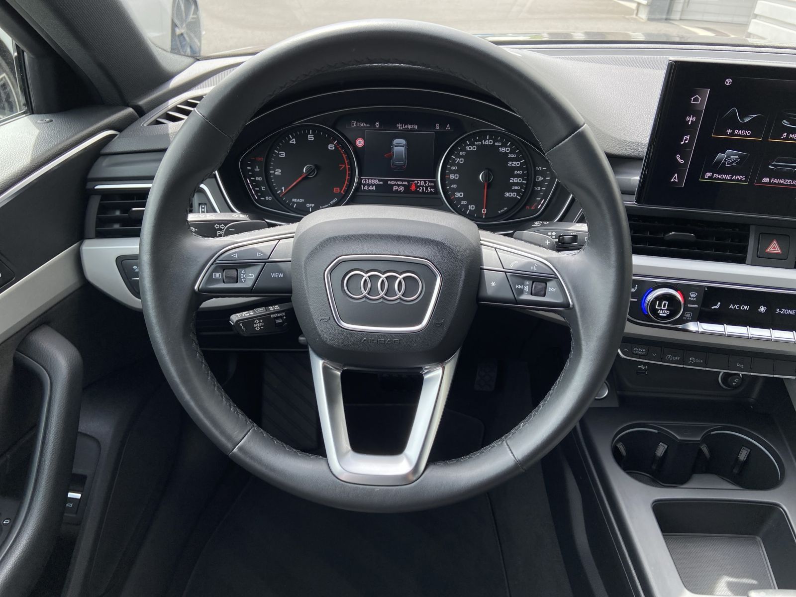 Audi A4 - Bild 9