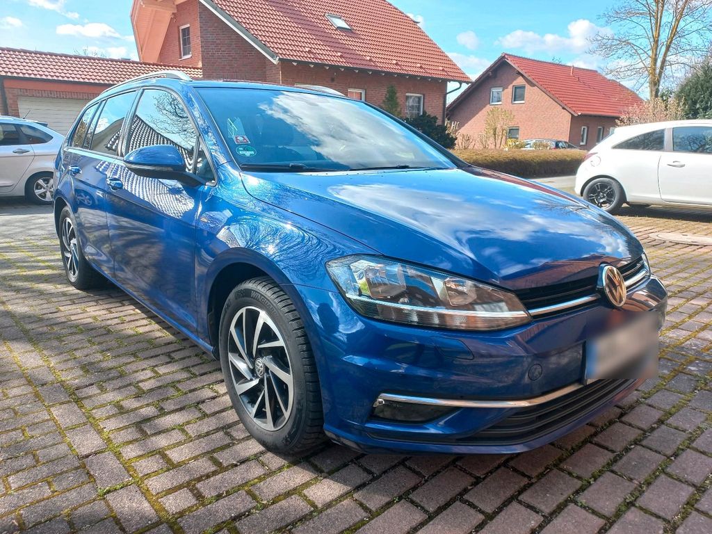Image of Volkswagen Golf
