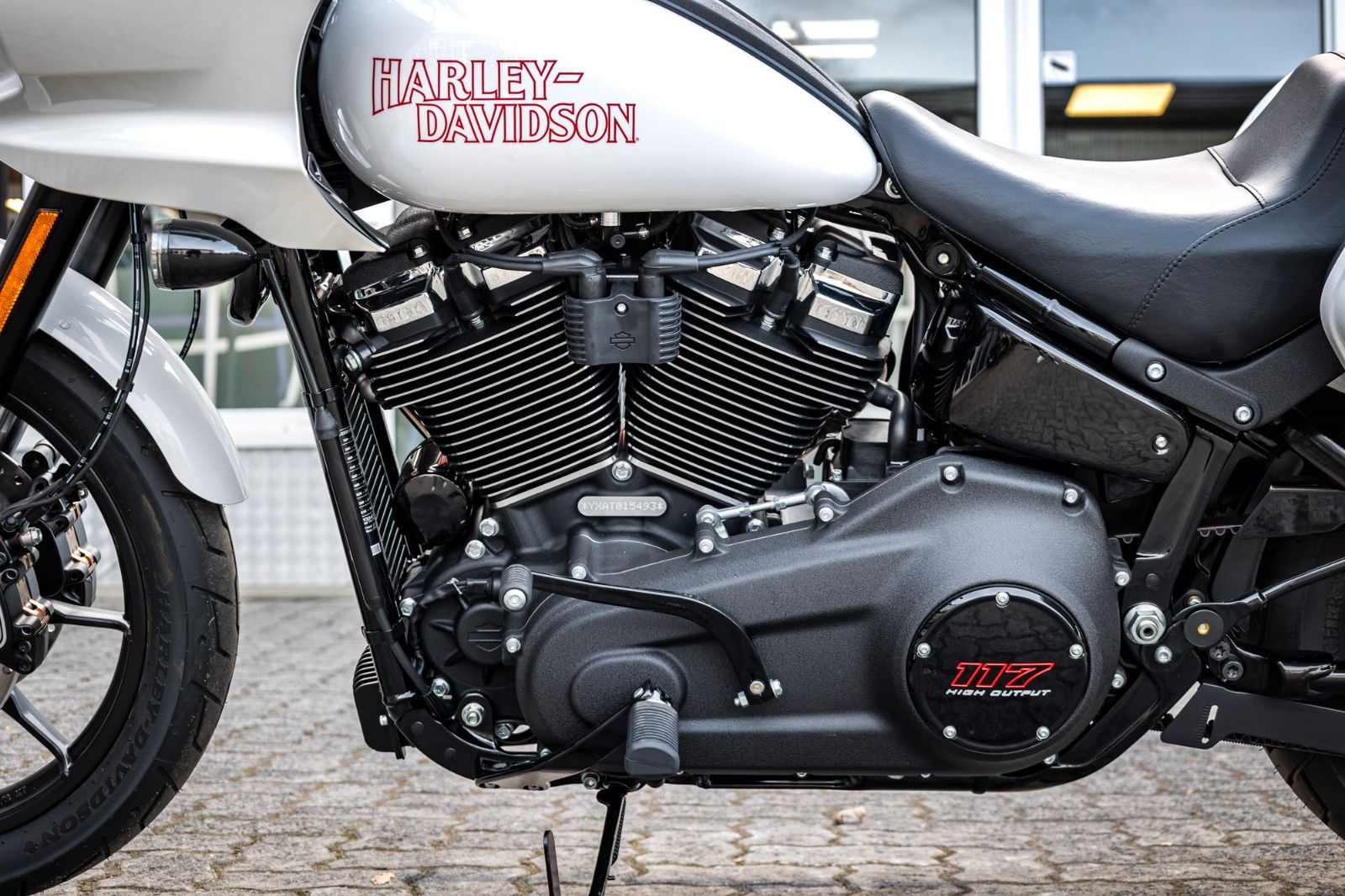 Fahrzeugabbildung Harley-Davidson FXLRST LOW RIDER ST 117 MY26