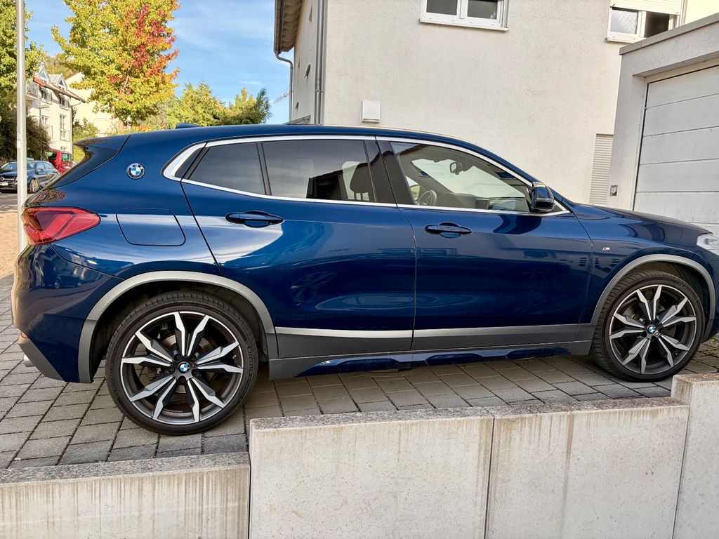 Image of BMW X2