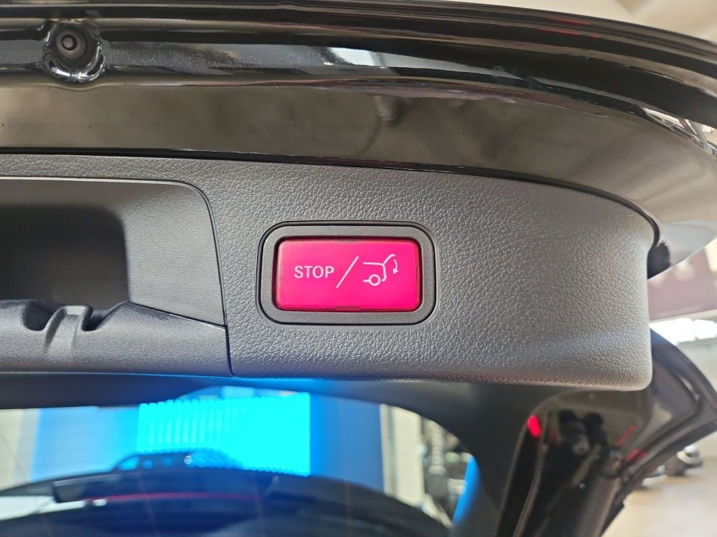 Fahrzeugabbildung Mercedes-Benz GLA 200 Progressive Totwi. Navi LED 360° SpurH