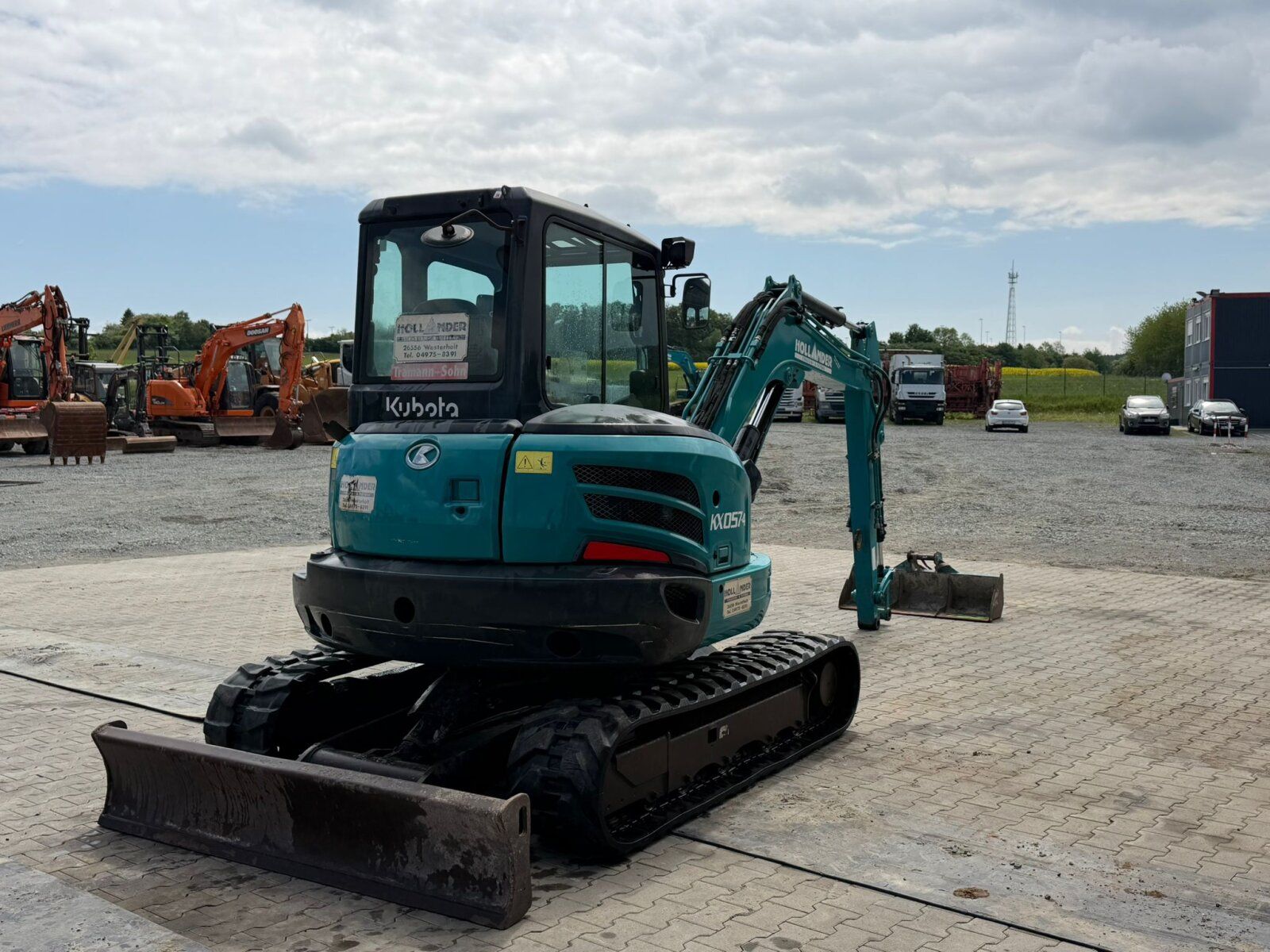 Fahrzeugabbildung Kubota KX057-4 Minibagger / Planierschild / Schaufel