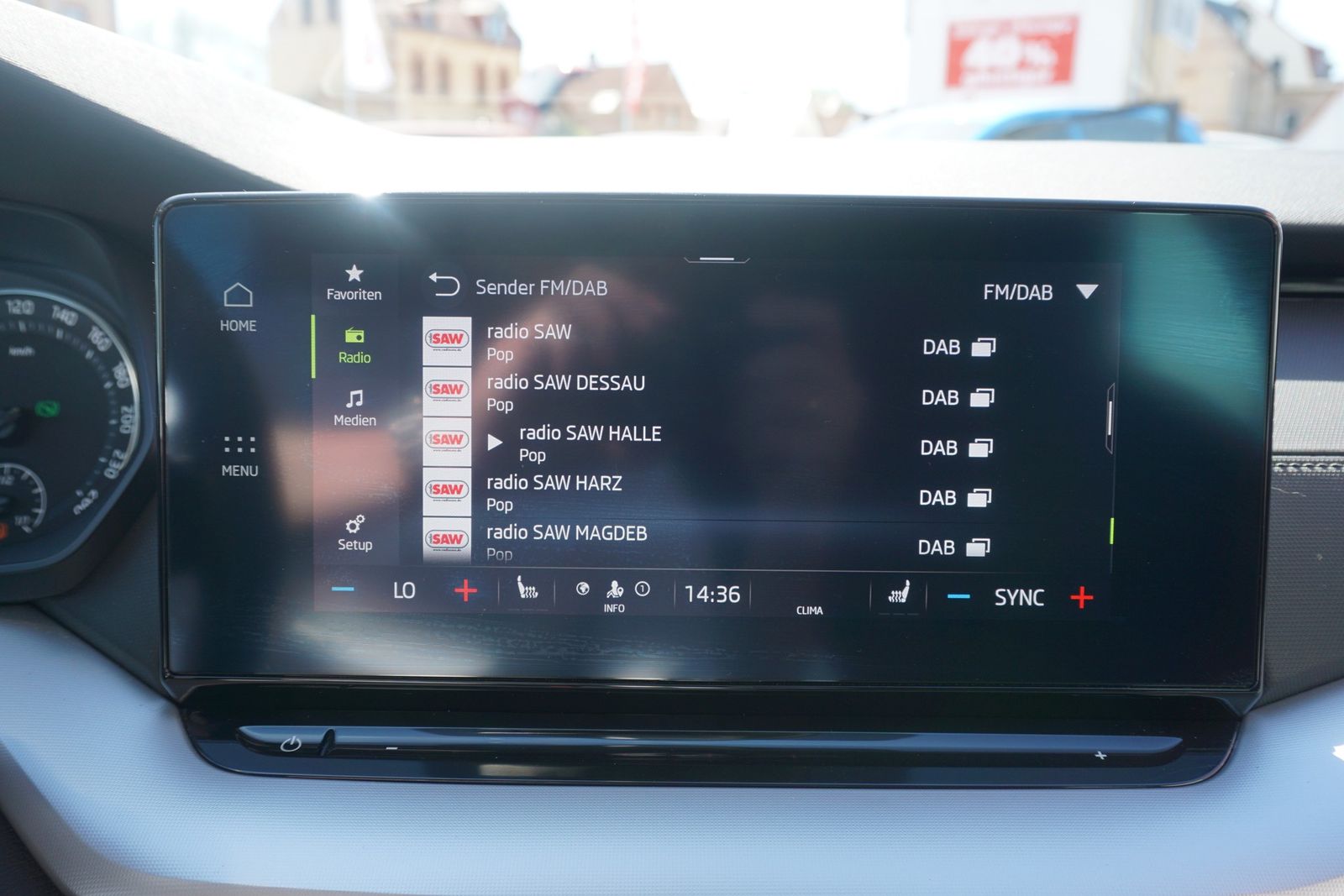 Skoda Octavia Combi Clever DSG LED Android Apple DAB foto 13