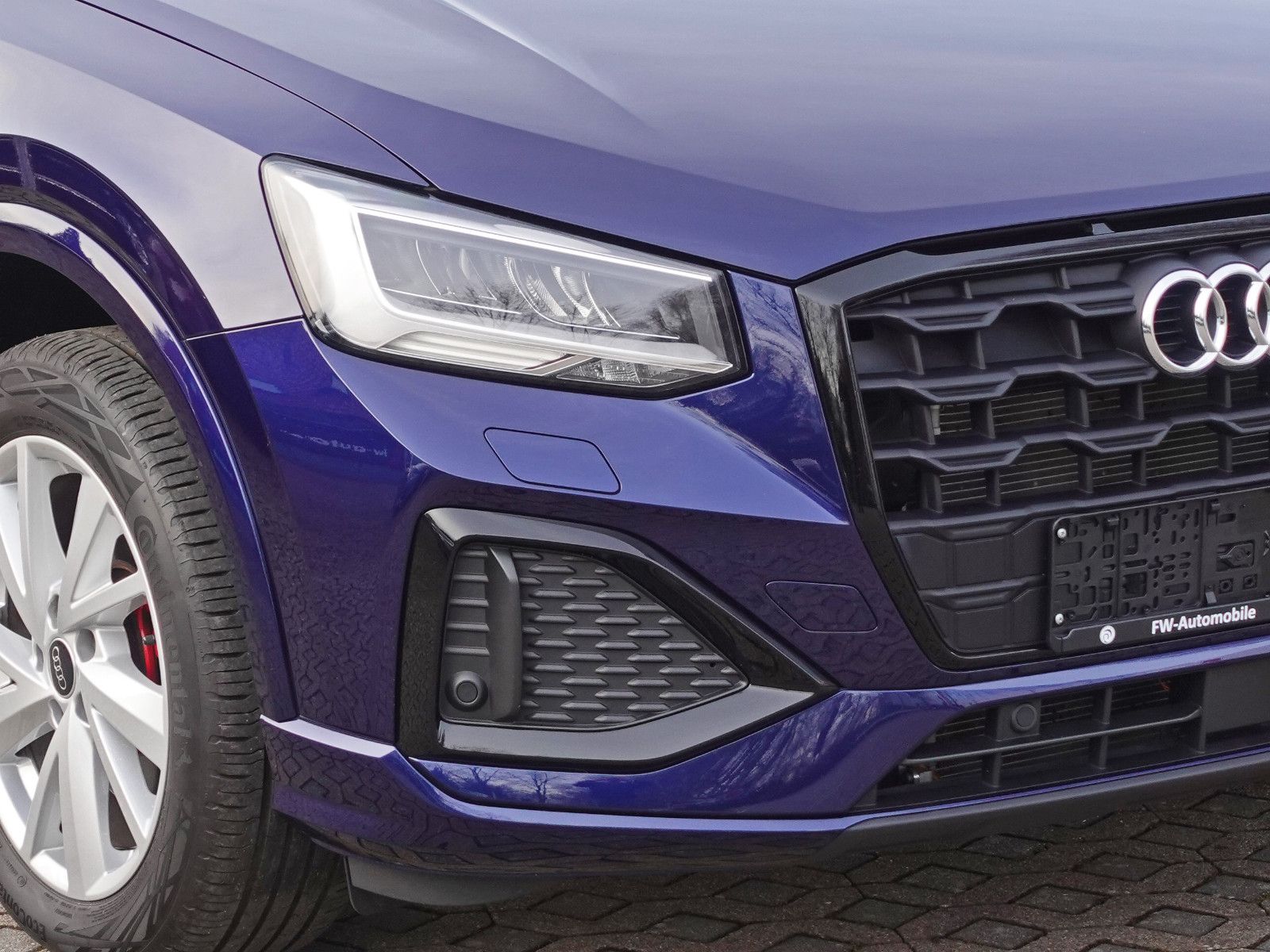 Fahrzeugabbildung Audi Q2 35 TFSI S tronic advanced Navi AHK Garantie