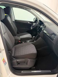 Volkswagen Tiguan - 6