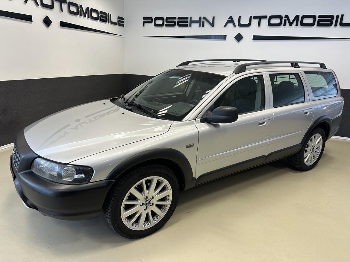 Volvo XC70 2.4 D5 AWD Aut. Leder Navi