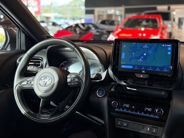 Toyota Yaris Cross Hybrid AWD-i Adventure