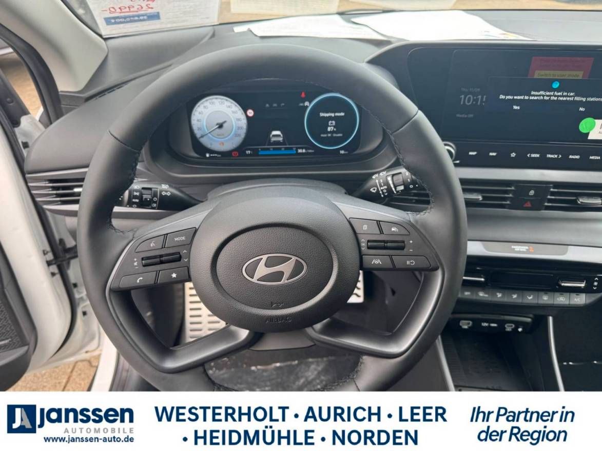 Fahrzeugabbildung Hyundai BAYON Prime Navi PDC Klimaautomatik Bose Smart K