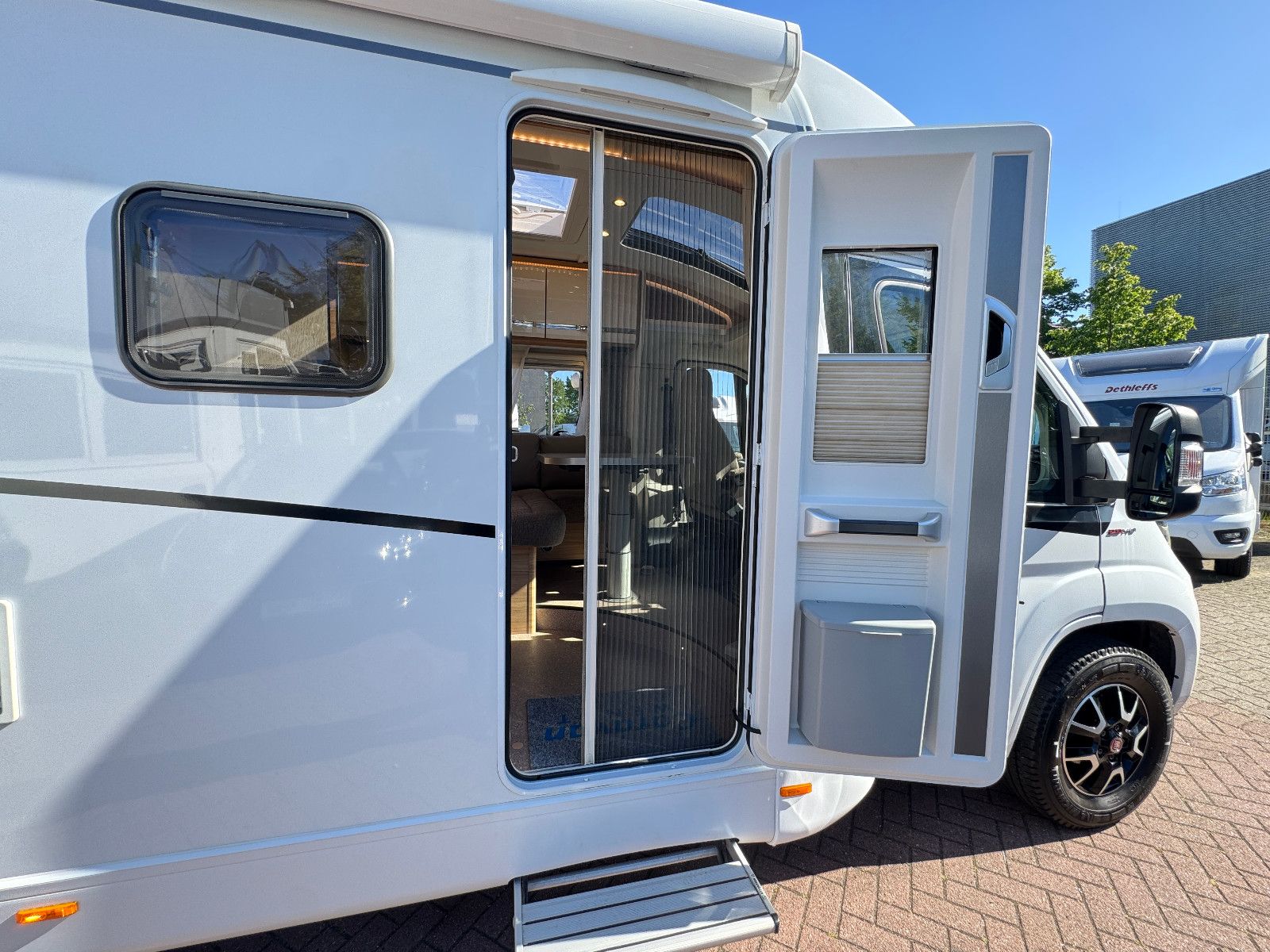 Fahrzeugabbildung Dethleffs GLOBEBUS T 006 FIAT 9G AUTOMATIK ACC NAVI TV SAT