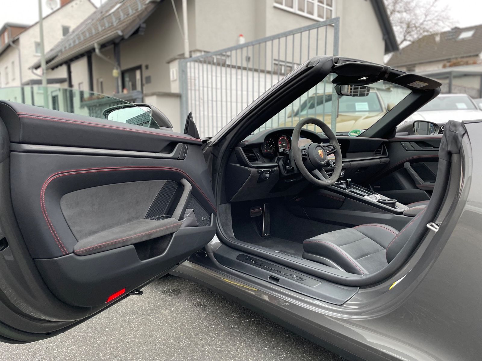 Fahrzeugabbildung Porsche 992 911 Carrera GTS Cabrio |Matrix|Bose|Carbon|