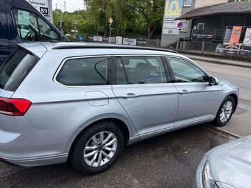 Volkswagen Passat Variant - 5