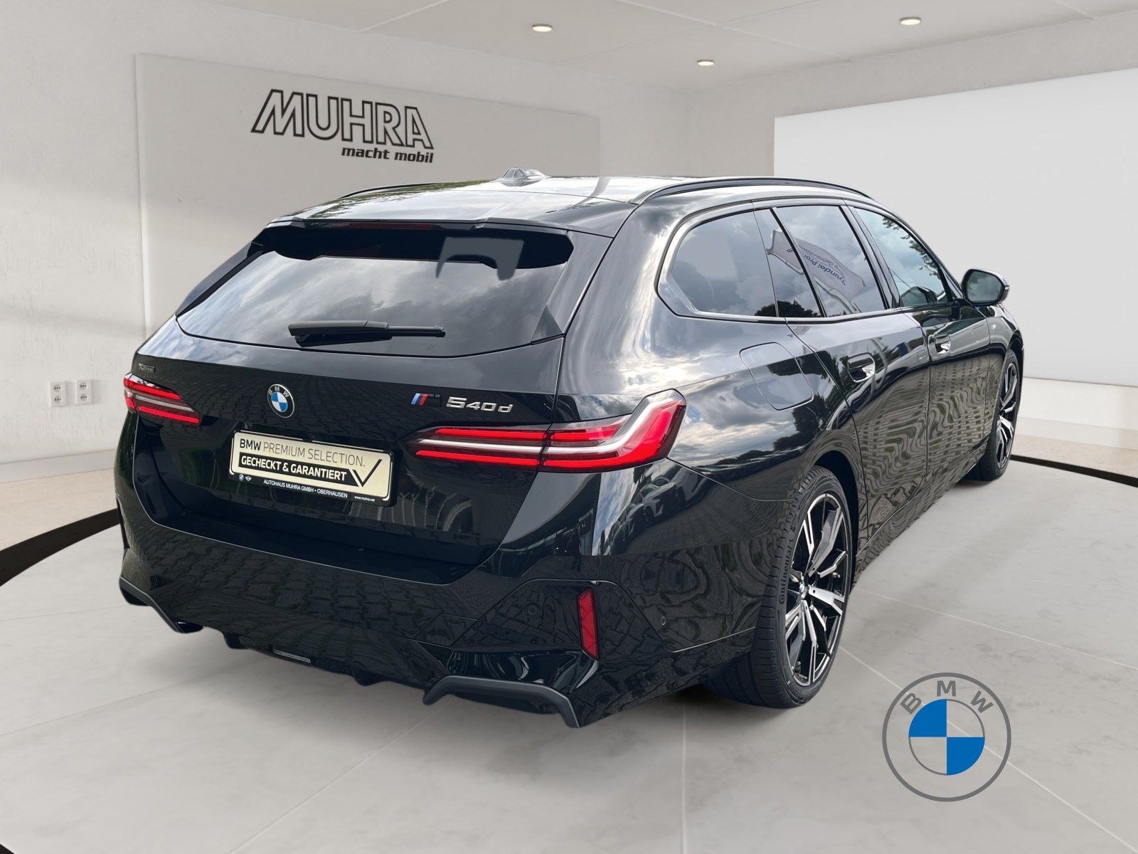 BMW 540d xDrive M Sport 20 AHK Pano Standhzg. B&W foto 5