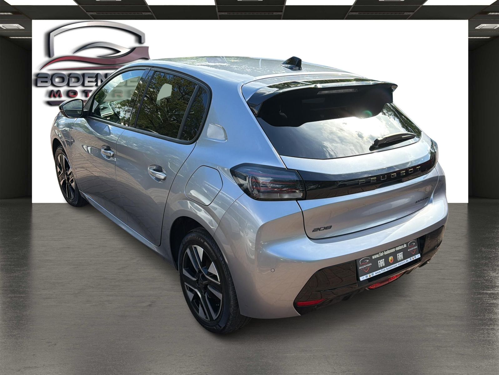 Fahrzeugabbildung Peugeot 208 Hybrid 110 Allure - Automatik