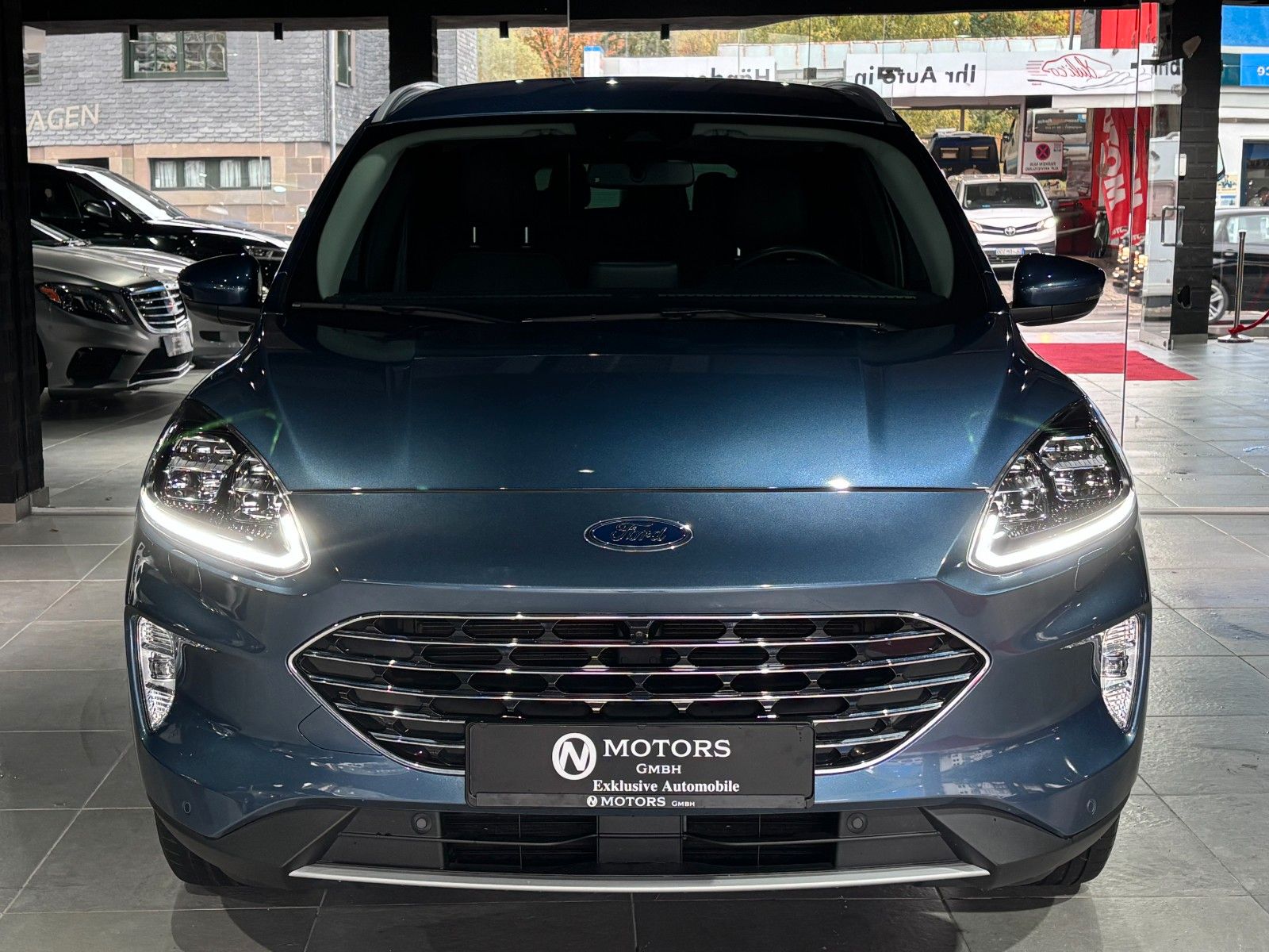 Fahrzeugabbildung Ford Kuga Titanium X *PlugInHybrid*Kamera*LED*SHZ*ACC