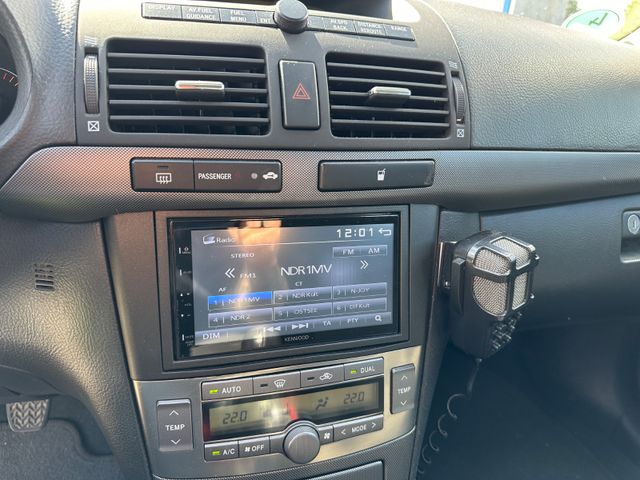 Toyota Avensis 1.8 Liftback