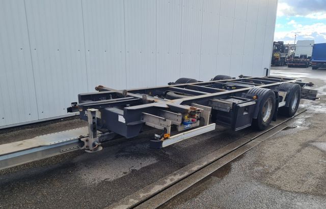 Autres H&W 18,5 to Tandem Jumbo 7,82m Lift Stapler