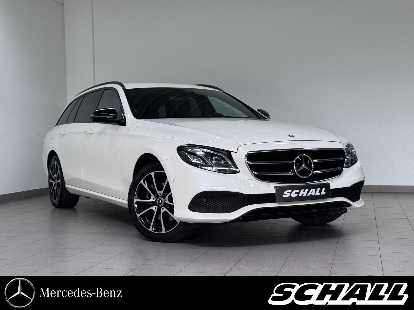 Mercedes-Benz E 220 T d 4M AVANTGARDE+NIGHT+DISTR+AHK+KAMERA