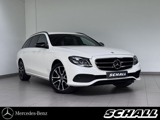 MERCEDES-BENZ E 220 T d 4M AVANTGARDE+NIGHT+DISTR+AHK+KAMERA