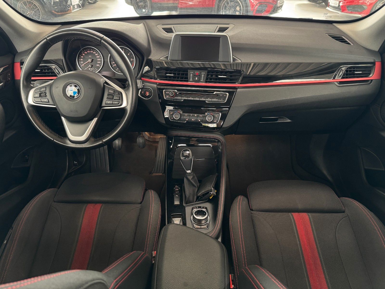 Fahrzeugabbildung BMW X1 18d S Drive Sport Line   "Business-Paket PDC"