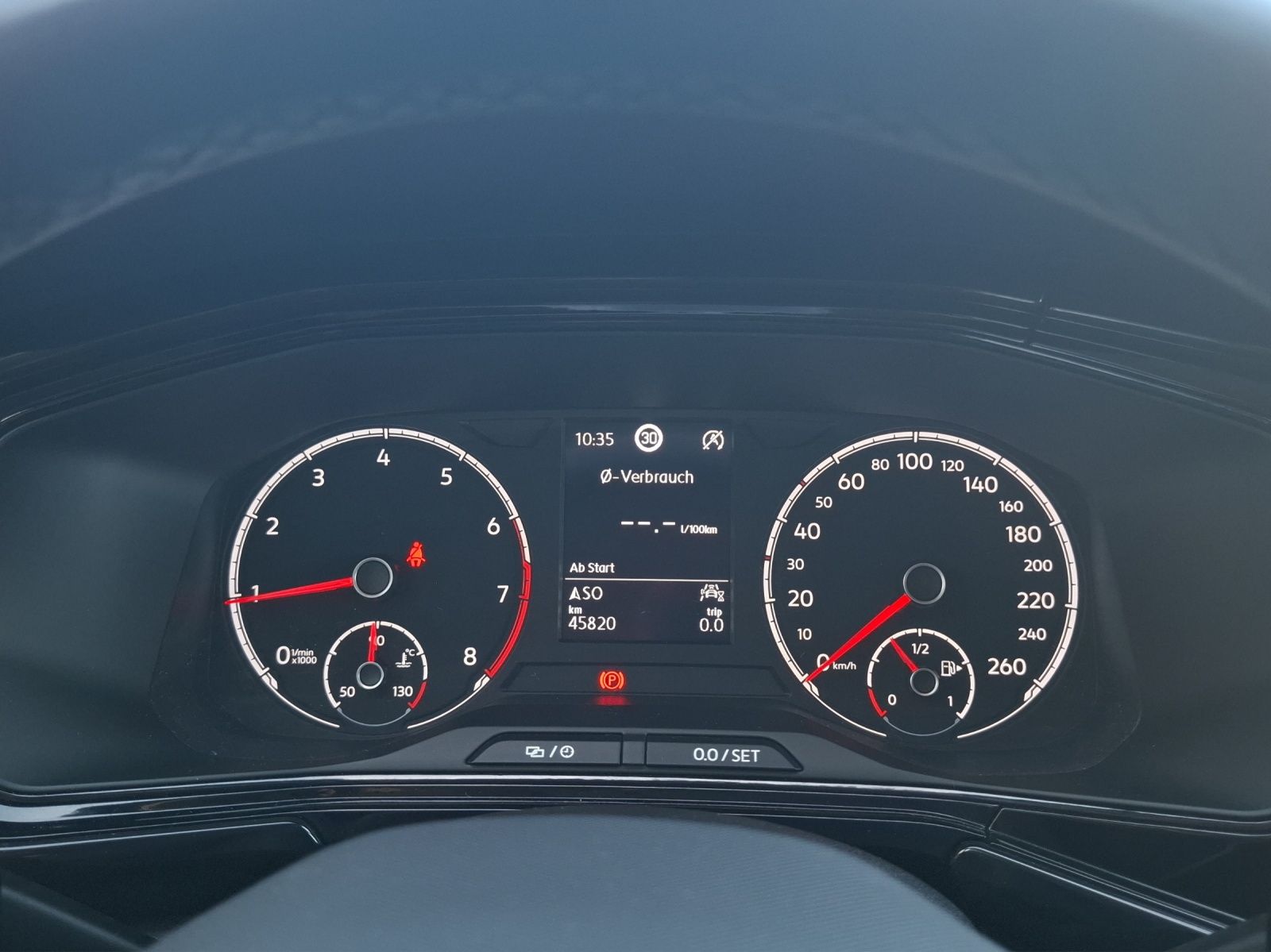 Fahrzeugabbildung Volkswagen T-Cross TSI Life LED Navi GRA PDC SHZ 17"