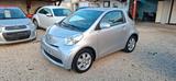 Toyota iQ 1.4 DIESEL EURO5 PREZZO REALE NESSUN O - Toyota IQ mit Diesel-Antrieb
