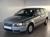 Volvo V50 1.6D Kinetic*TÜV NEU*2.Hand - graue Volvo V50