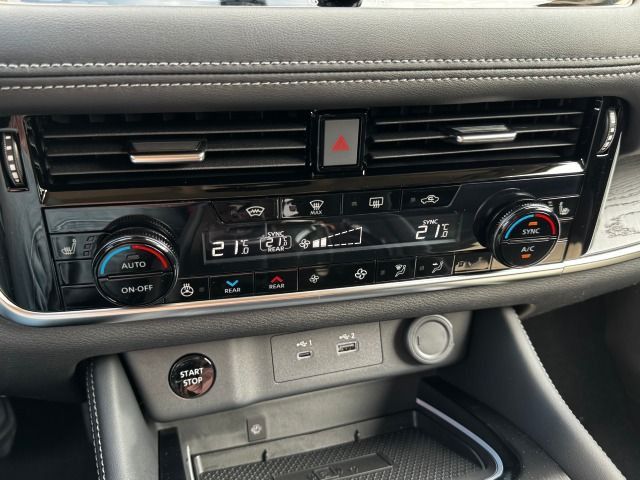 Fahrzeugabbildung Nissan X-Trail 1.5 VC-T e-Power Tekna 20Zoll*PP*HUD