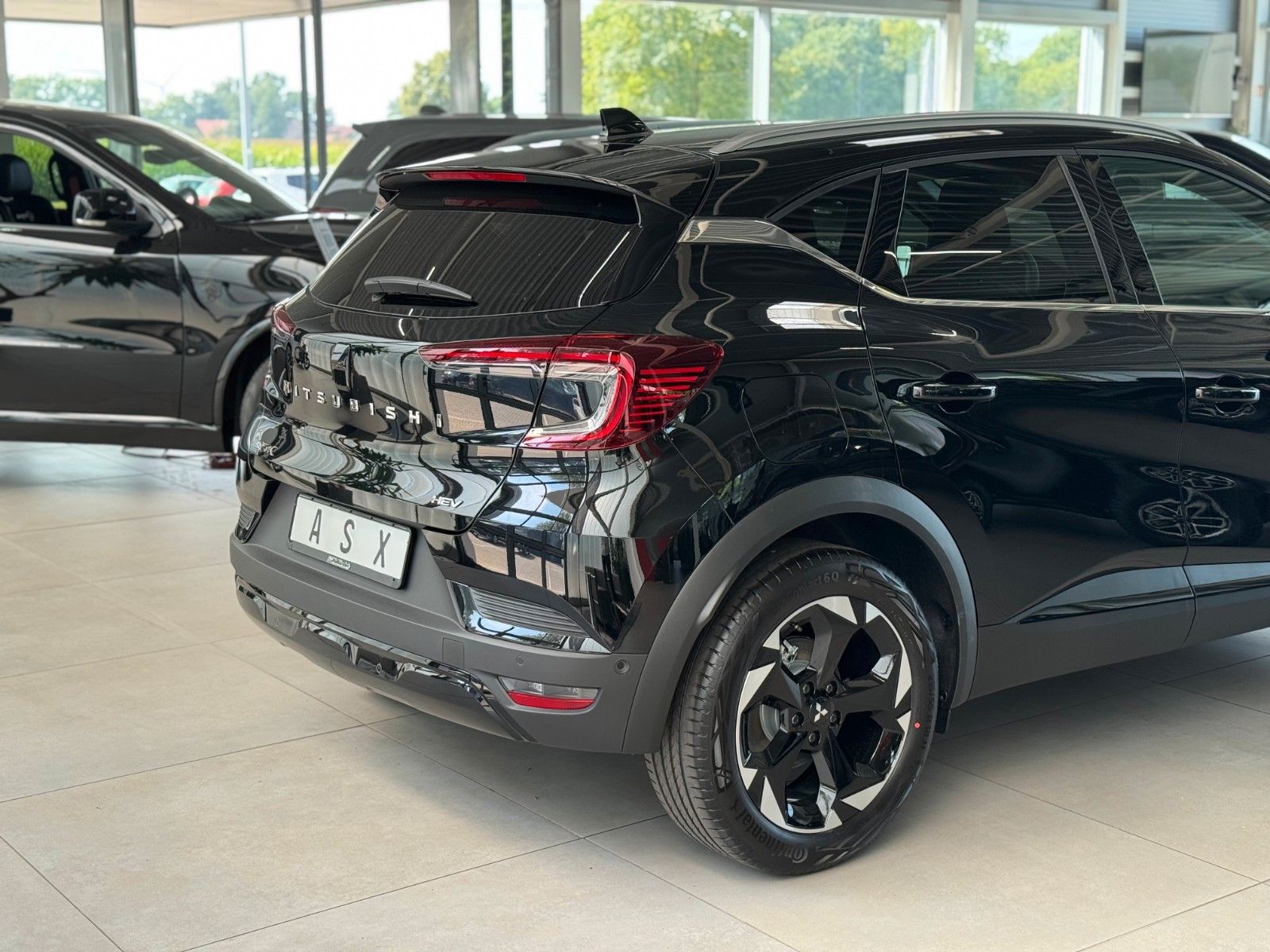 Fahrzeugabbildung Mitsubishi ASX 1.8 Hybrid 6-G.-Automatik Edition