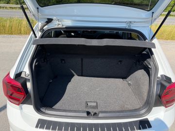 Volkswagen Polo - 9