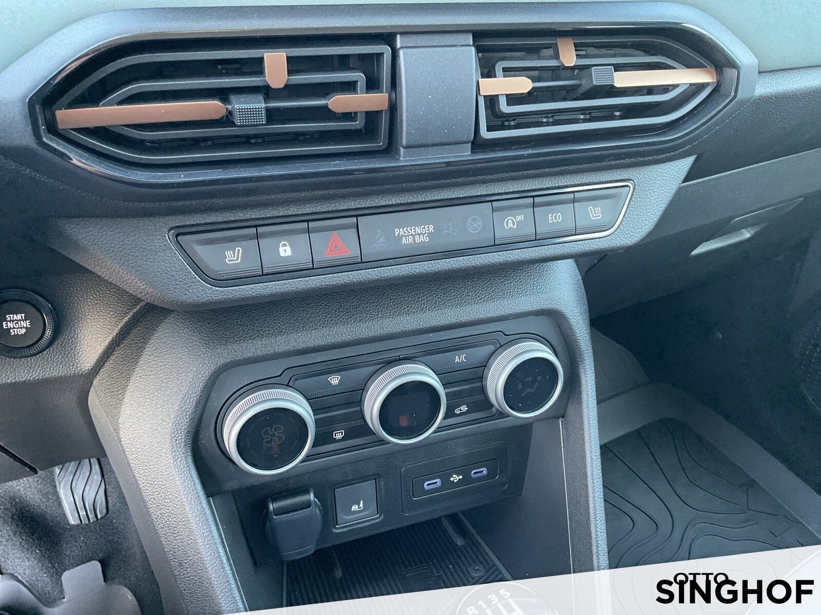 Fahrzeugabbildung Dacia Neuer Sandero Stepway Extreme TCe 110