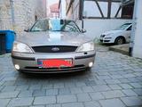 Ford Mondeo - Ford Mondeo aus 2002 mit Diesel-Antrieb