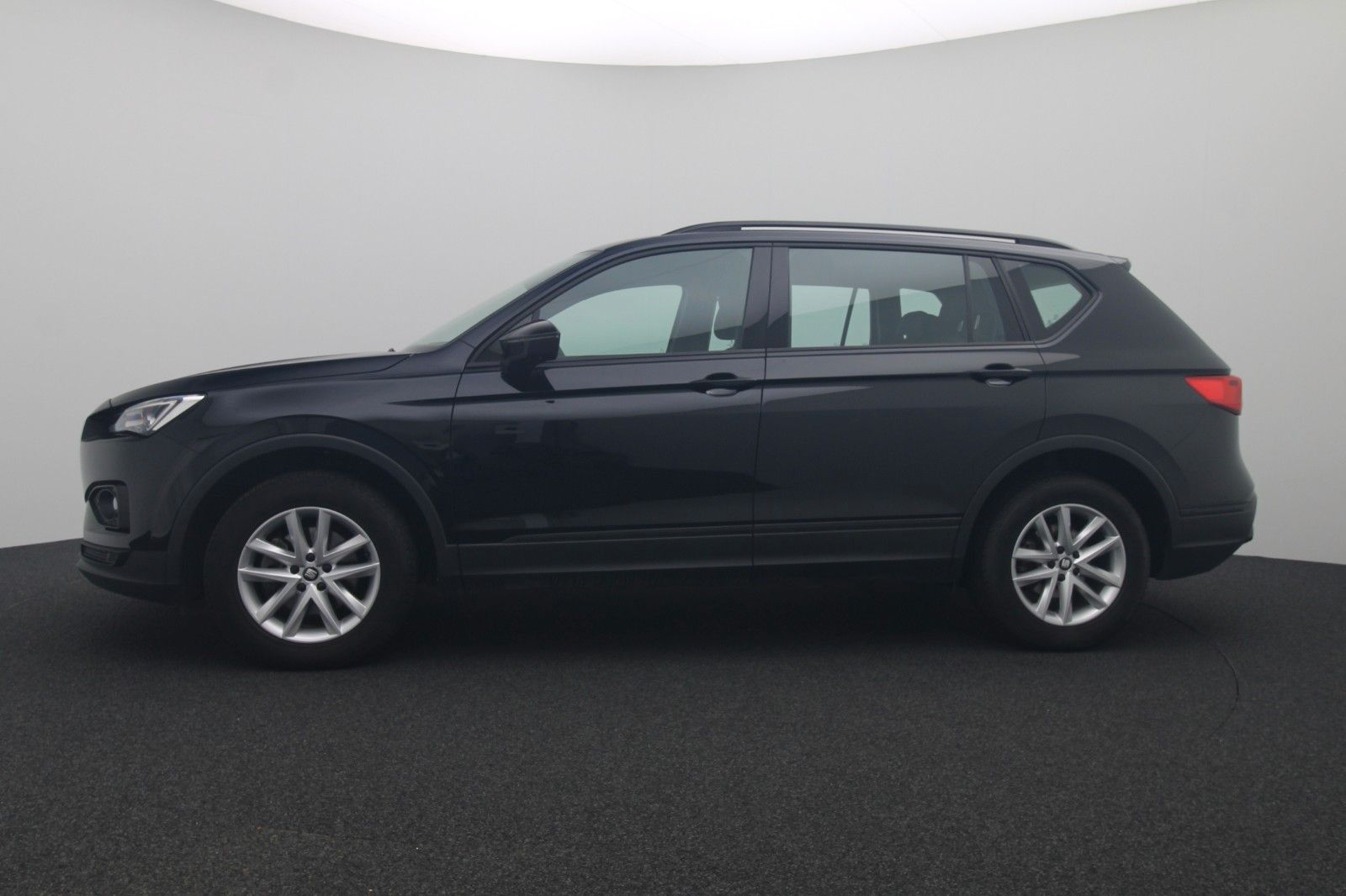 Fahrzeugabbildung SEAT Tarraco 4Drive ACC AHK Navi Kamera7Sitze