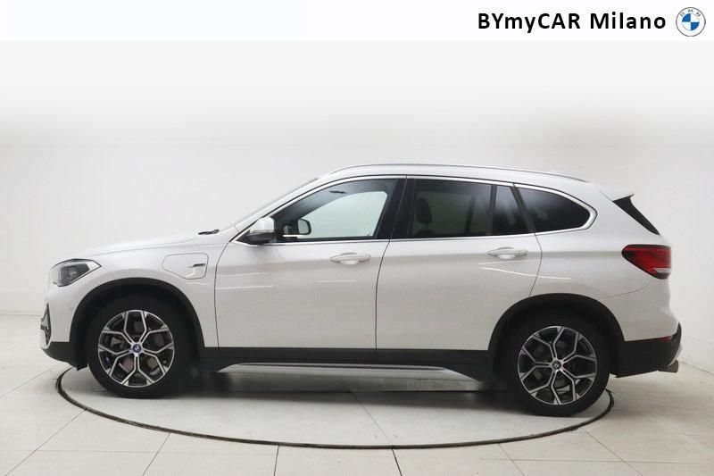 BMW X1 25 e xLine Plus xDrive Steptronic imagem 3
